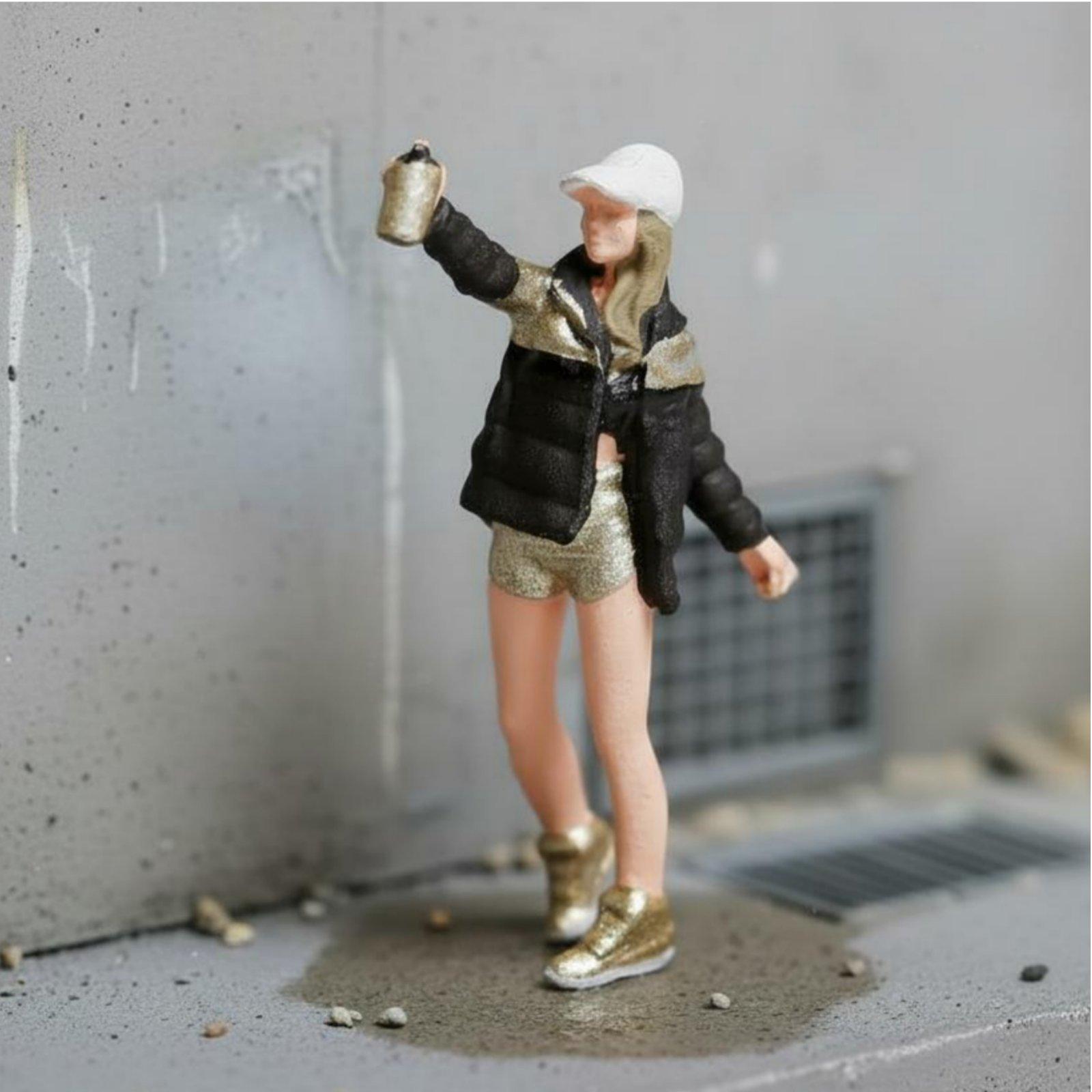 Resin Woman Figure HO Scale Ha - Bonsai Garden Display ulasan dan harga